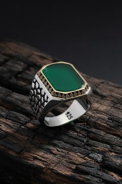Benekli Model Yeşil Akik Taşlı Gümüş Erkek Yüzük