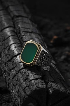 Benekli Model Yeşil Akik Taşlı Gümüş Erkek Yüzük