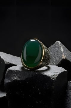 Yeşil Akik Taşlı Gravür Desenli Gümüş Yüzük