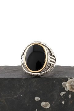 Oniks Taşlı Oval Model Gümüş Yüzük