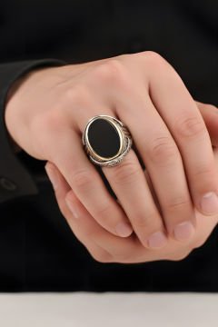 Oniks Taşlı Oval Model Gümüş Yüzük