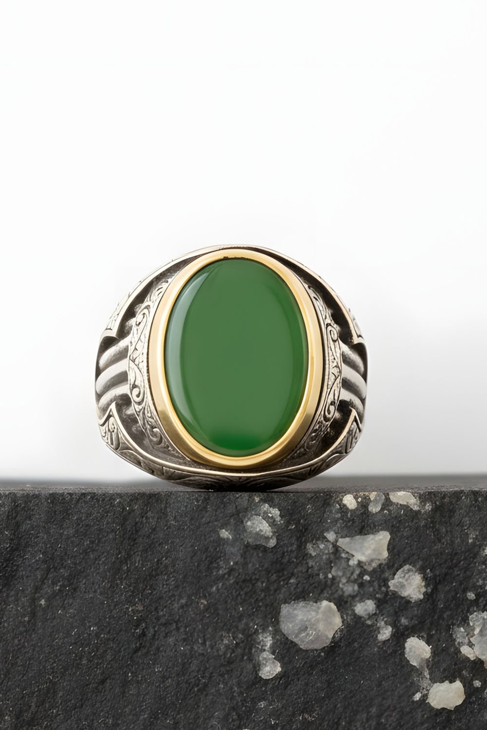 Yeşil Akik Taşlı Oval Model Gümüş Yüzük