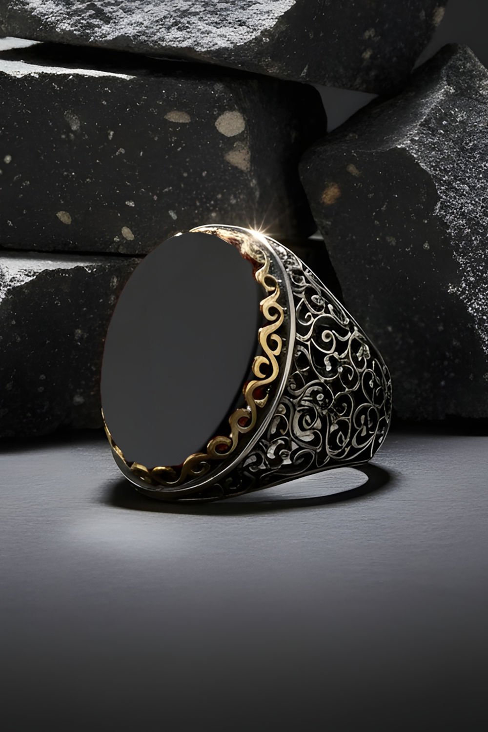 Oniks Taşlı Büyük Boy Sarmaşık Model Gümüş Yüzük