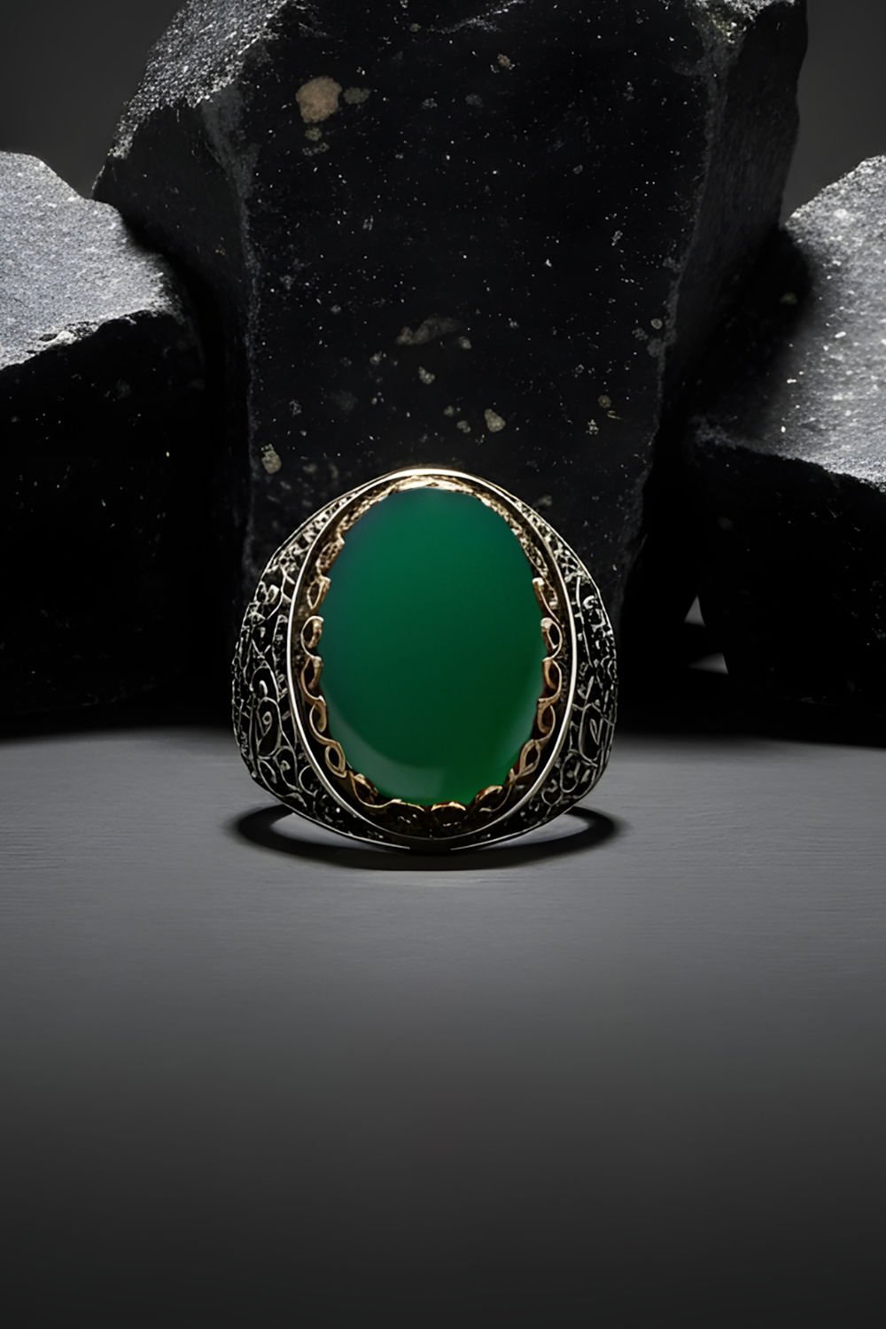 Yeşil Akik Büyük Boy Sarmaşık Model Gümüş Yüzük