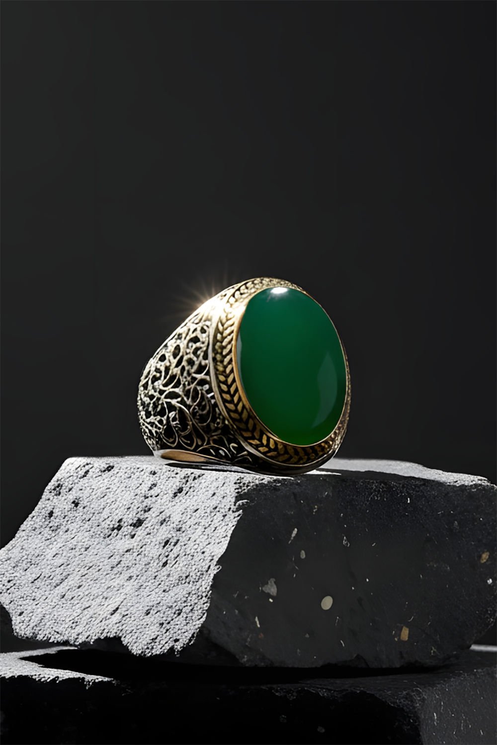 Yeşil Akik Taşlı Sarmaşık Model Gümüş Yüzük
