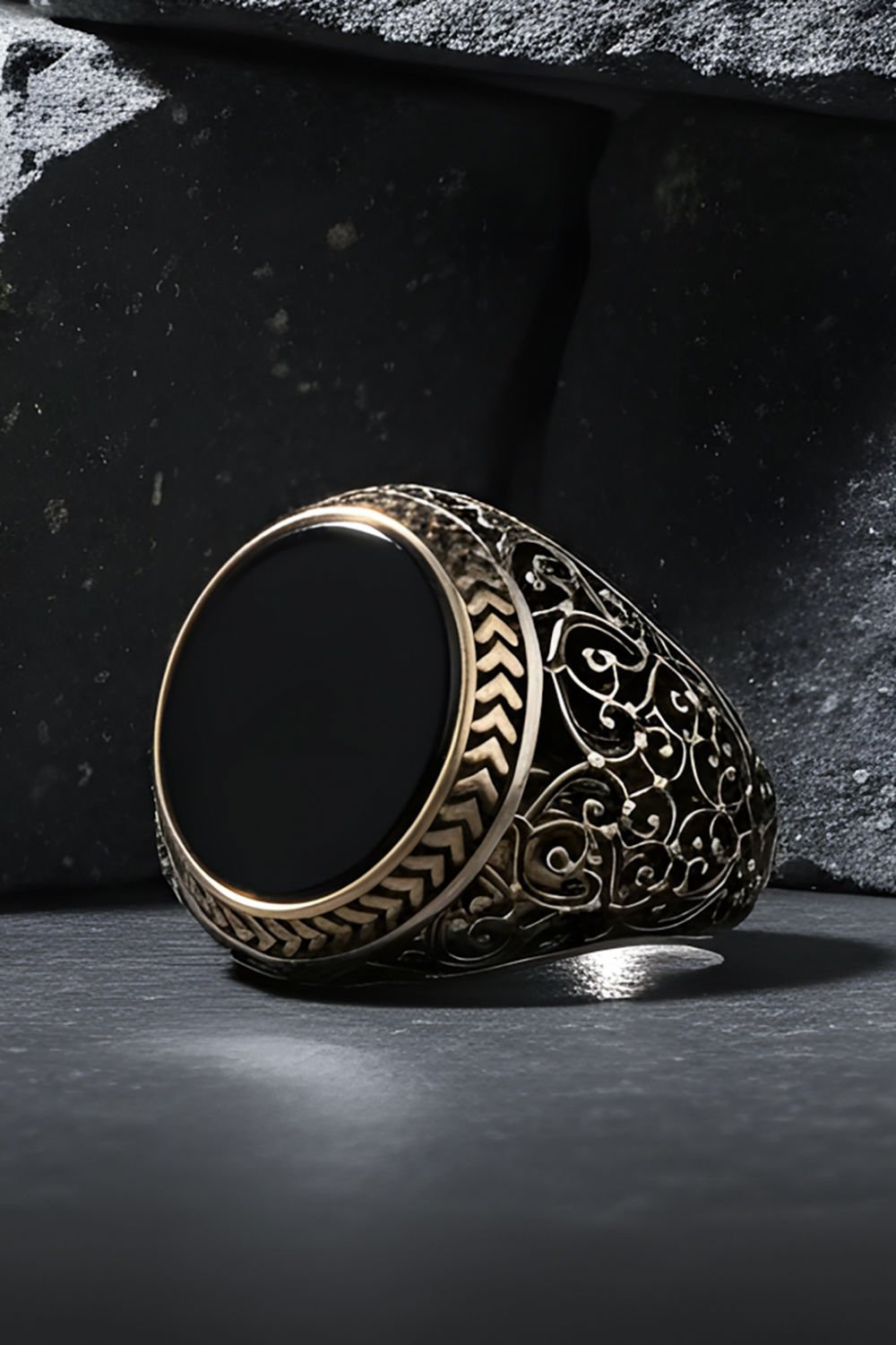 Oniks Taşlı Sarmaşık Model Gümüş Yüzük