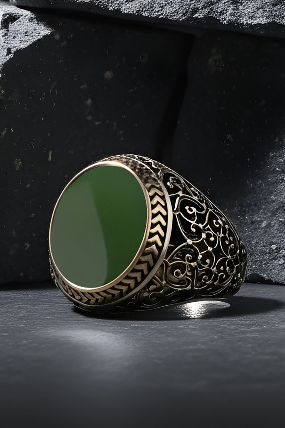 Yeşil Akik Taşlı Sarmaşık Model Gümüş Yüzük