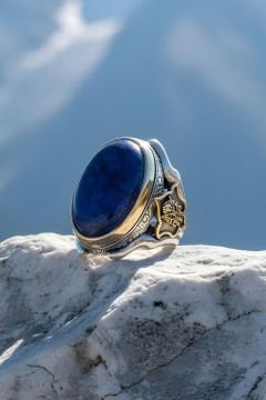 Lapis Taşlı Tuğra Desenli Zambak Model Yüzük