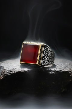 Kare Model Kalem İşlemeli Akik Taşlı Yüzük