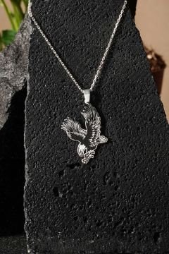 Kartal Model Siyah Mineli Gümüş Kolye