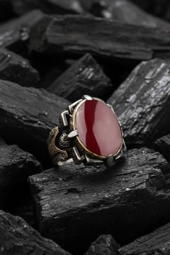 Kalem İşleme Akik Taşlı Erkek Yüzüğü