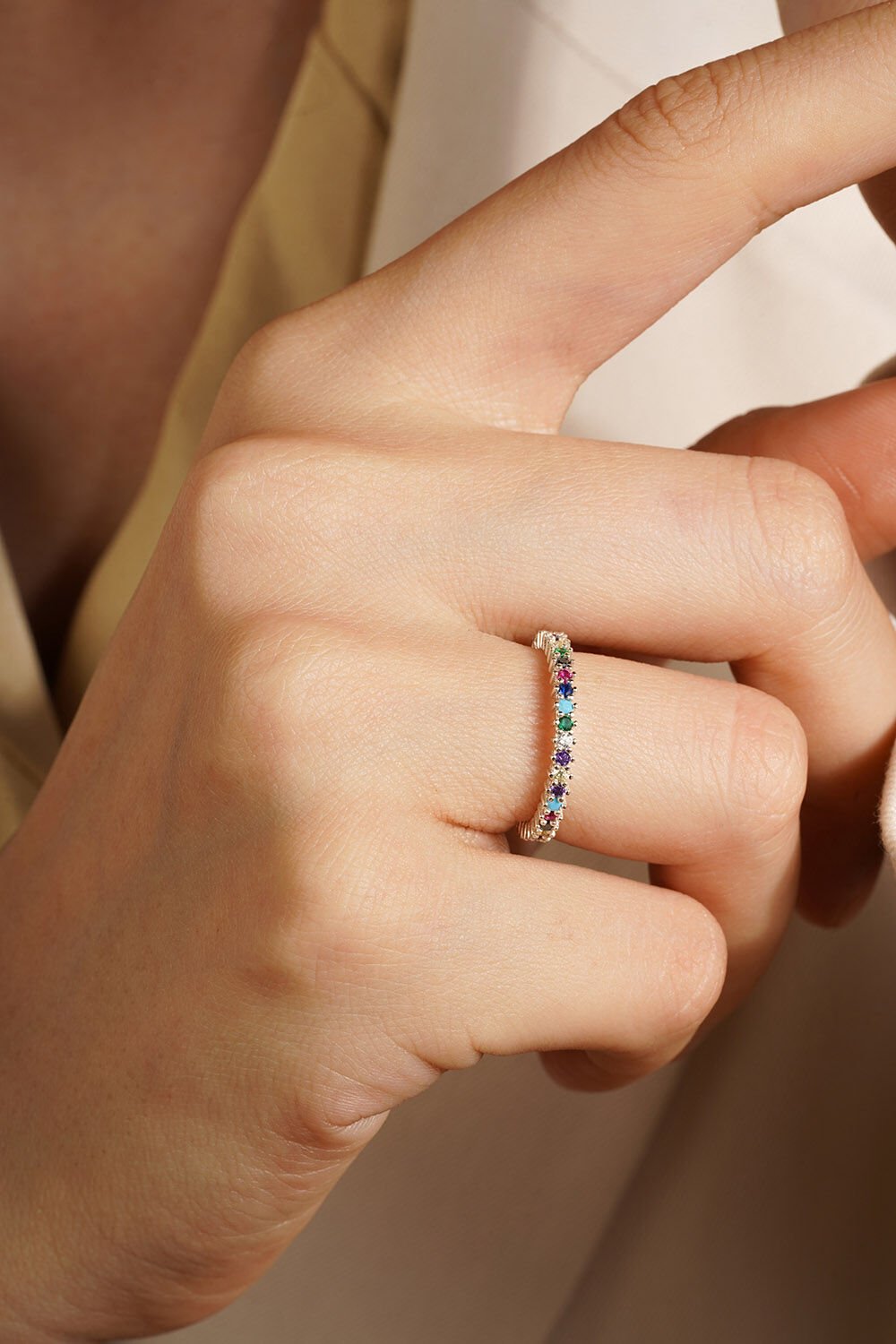 Karışık Renk Zirkon Taşlı Tek Sıra Tamtur Yüzük