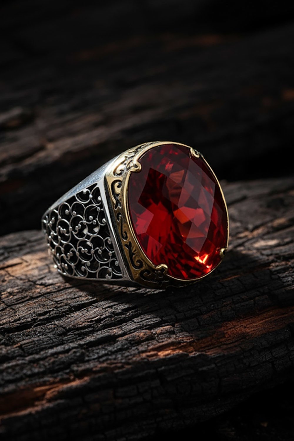Sarmaşık Model Kırmızı Zirkon Taşlı Gümüş Yüzük