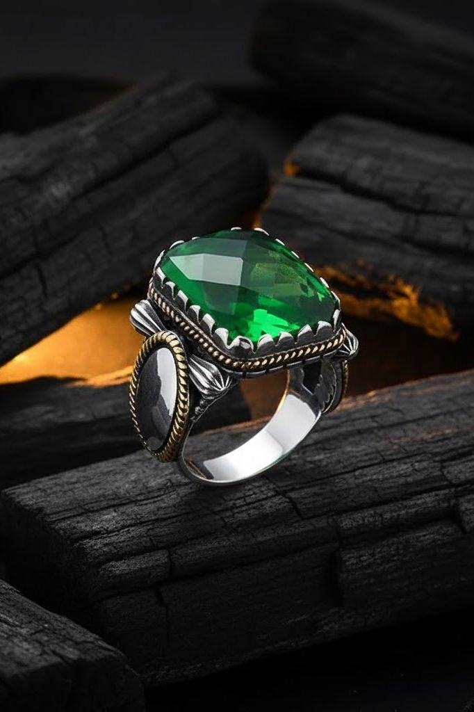 Yeşil Zirkon Taşlı Gümüş Yüzük