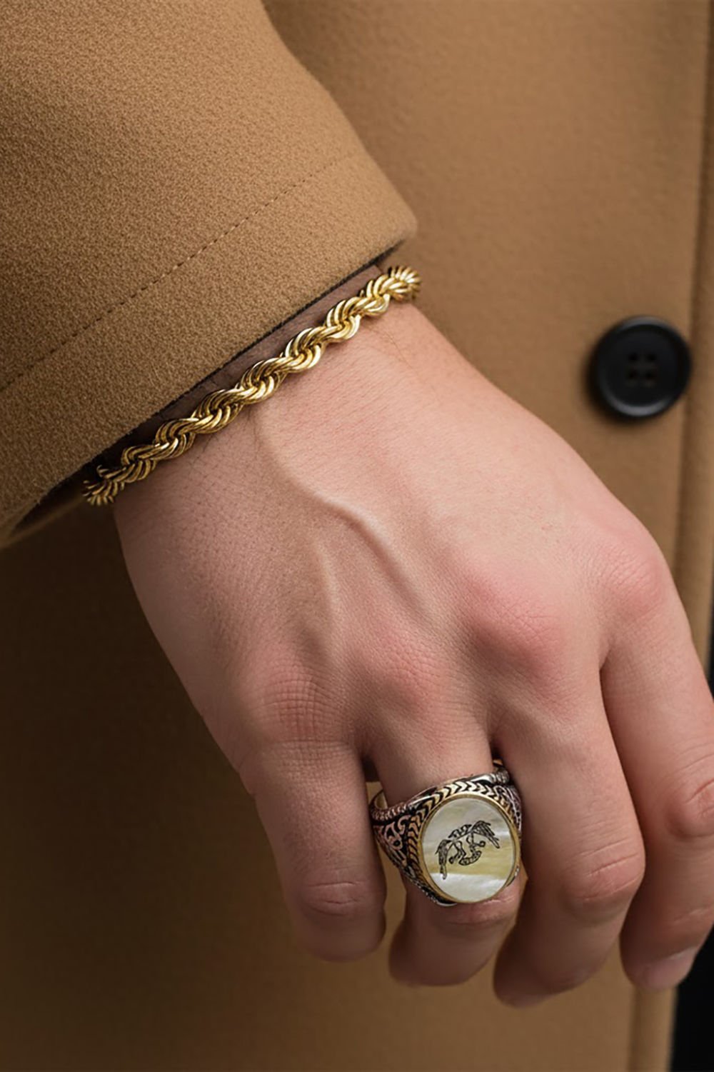 Sedef Taşı Üzerine Selçuklu Kartalı Yüzük