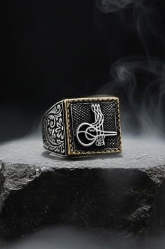 Kare Model Kalem İşlemeli Tuğra Desenli Yüzük