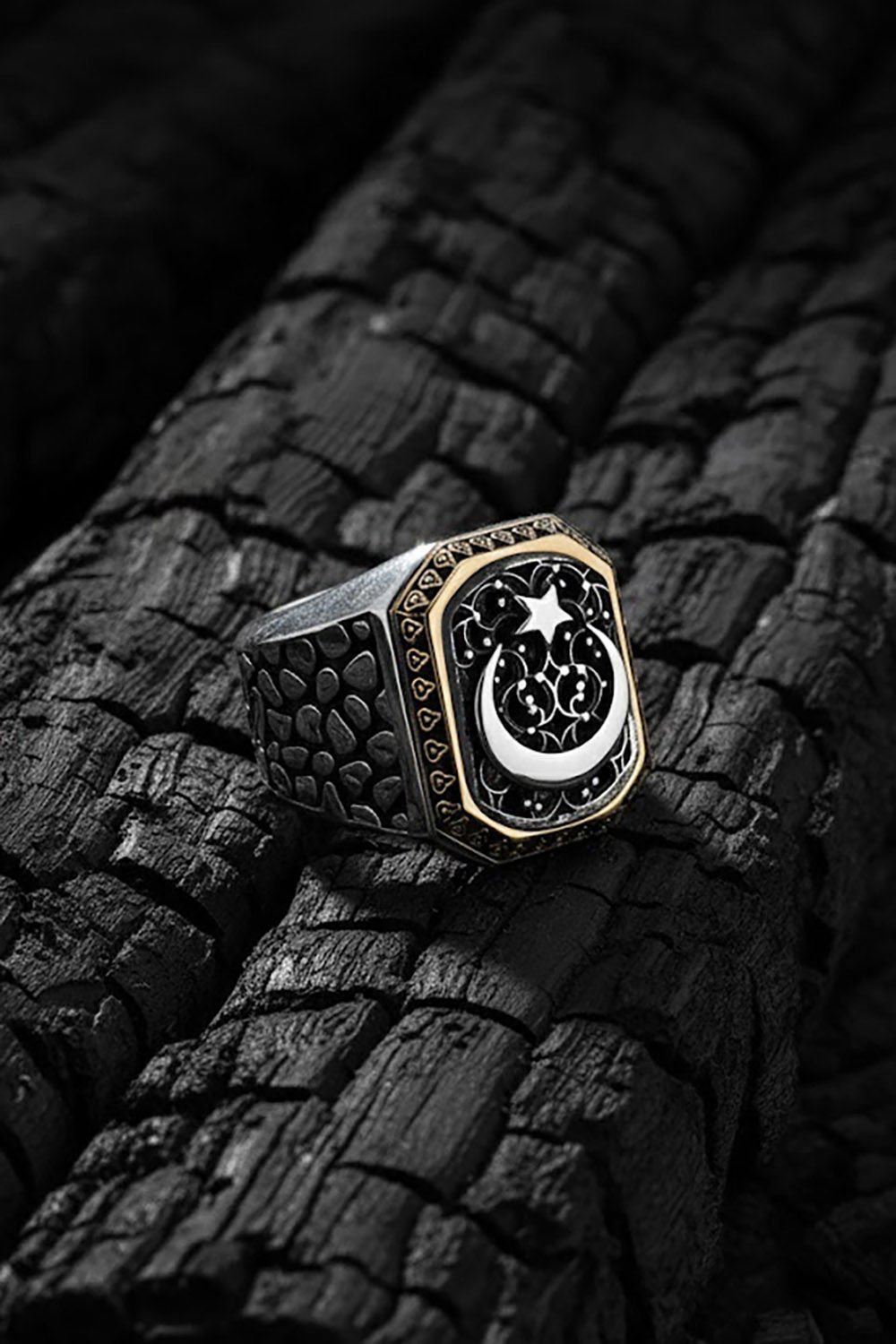 Benekli Model Ay Yıldızlı Taşsız Gümüş Yüzük