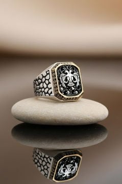 Benekli Model Selçuklu Kartallı Taşsız Yüzük