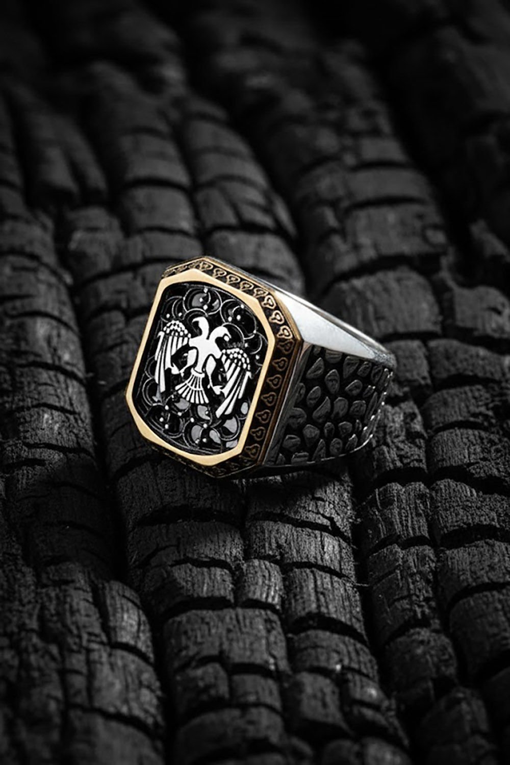 Benekli Model Selçuklu Kartallı Taşsız Yüzük