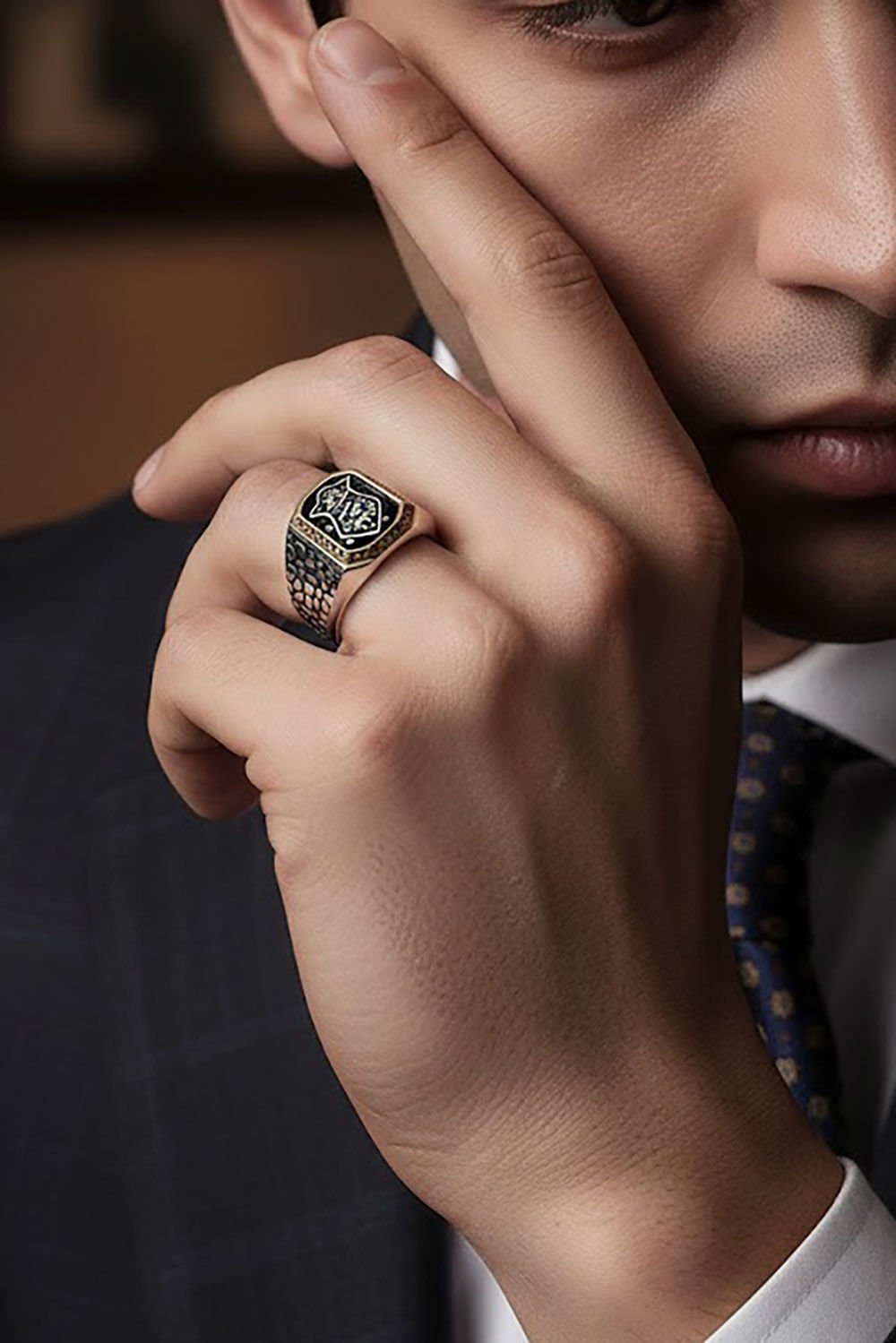 Benekli Model Kadem-i Şerif Taşsız Gümüş Yüzük