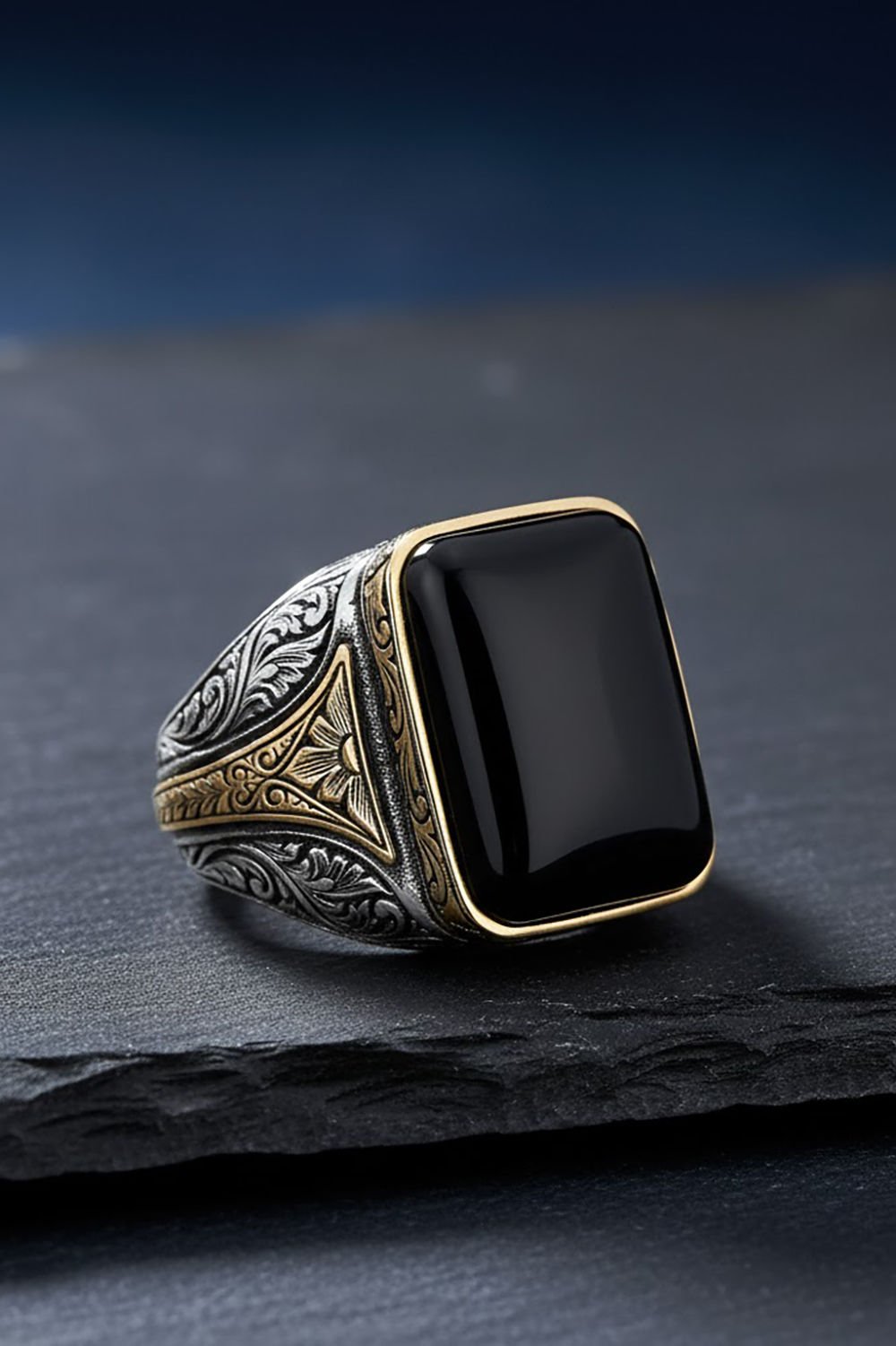 Oniks Taşlı Gümüş Yüzük