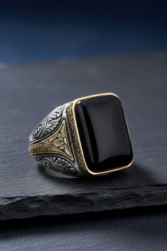 Oniks Taşlı Gümüş Yüzük