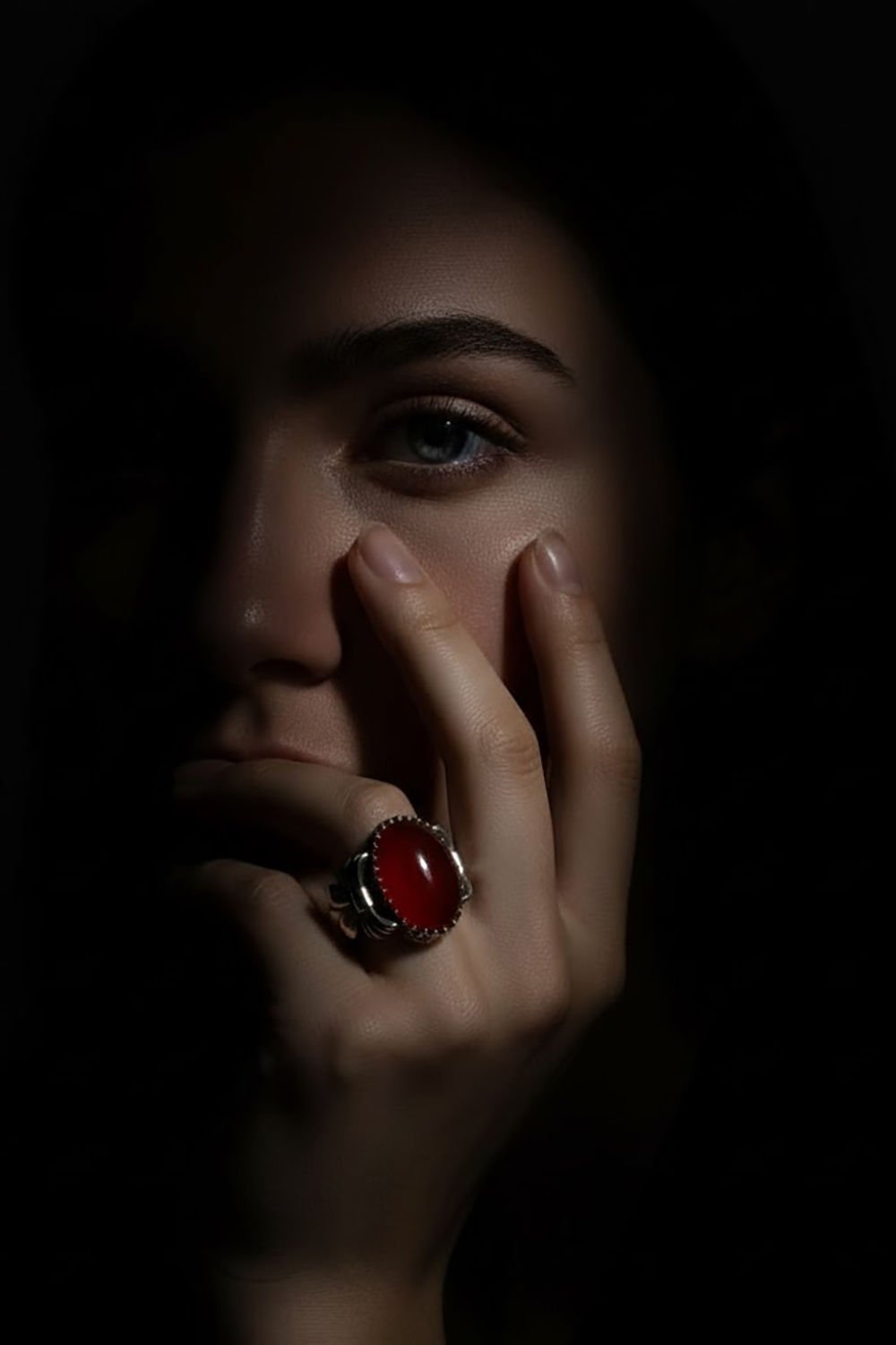 Kurdele Model Akik Taşlı El İşi Gümüş Yüzük