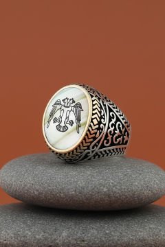 Sedef Taşı Üzerine Selçuklu Kartalı Gümüş Yüzük