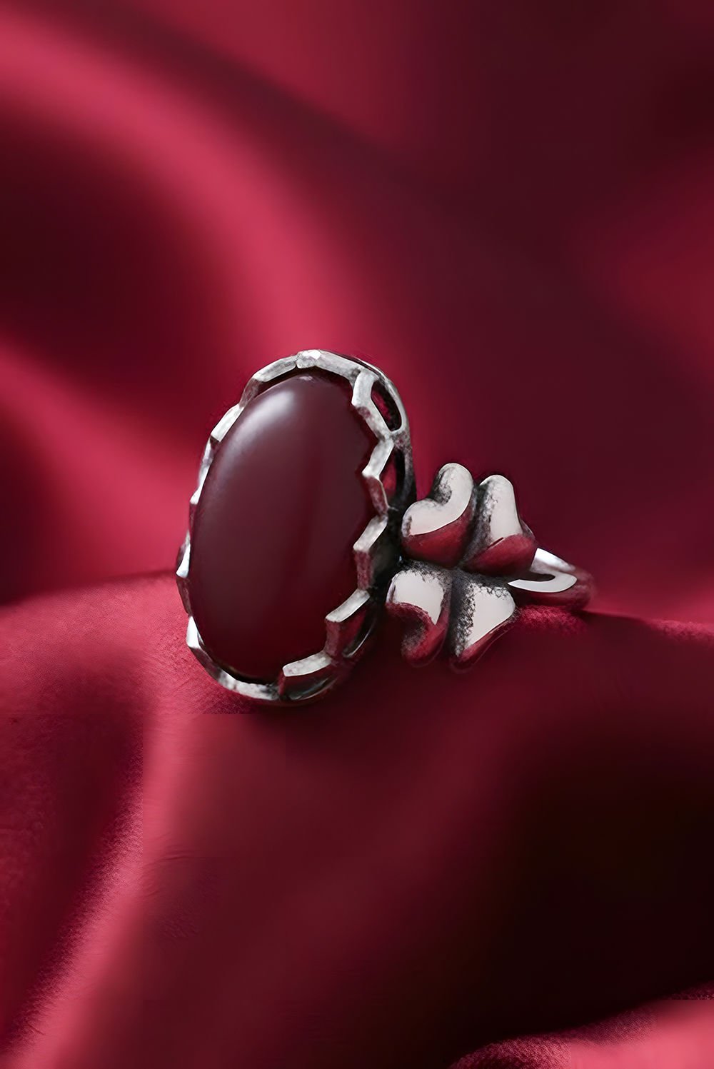 Yonca Model Akik Taşlı El İşi Gümüş Yüzük