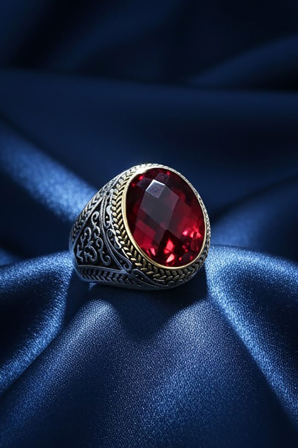 Kırmızı Zirkon Taşlı Gümüş Erkek Yüzük