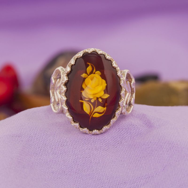 Damla Kehribar İçine Gül Oyma El İşi Gümüş Yüzük