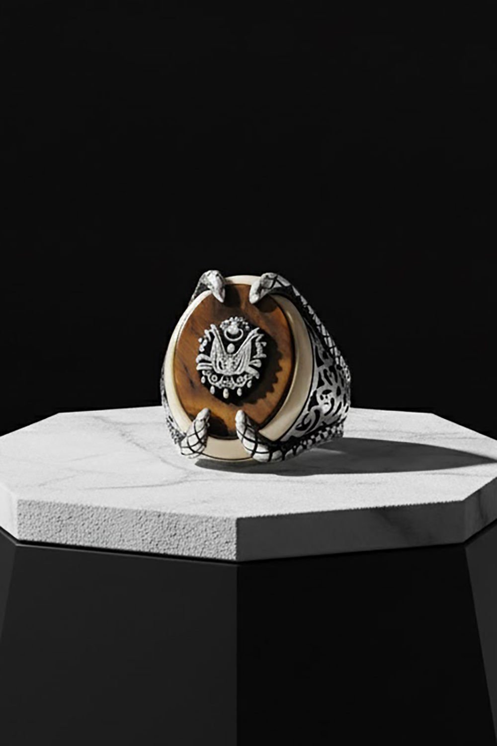 Pençe Model Kaplangözü Taşı Devlet Arması Yüzük