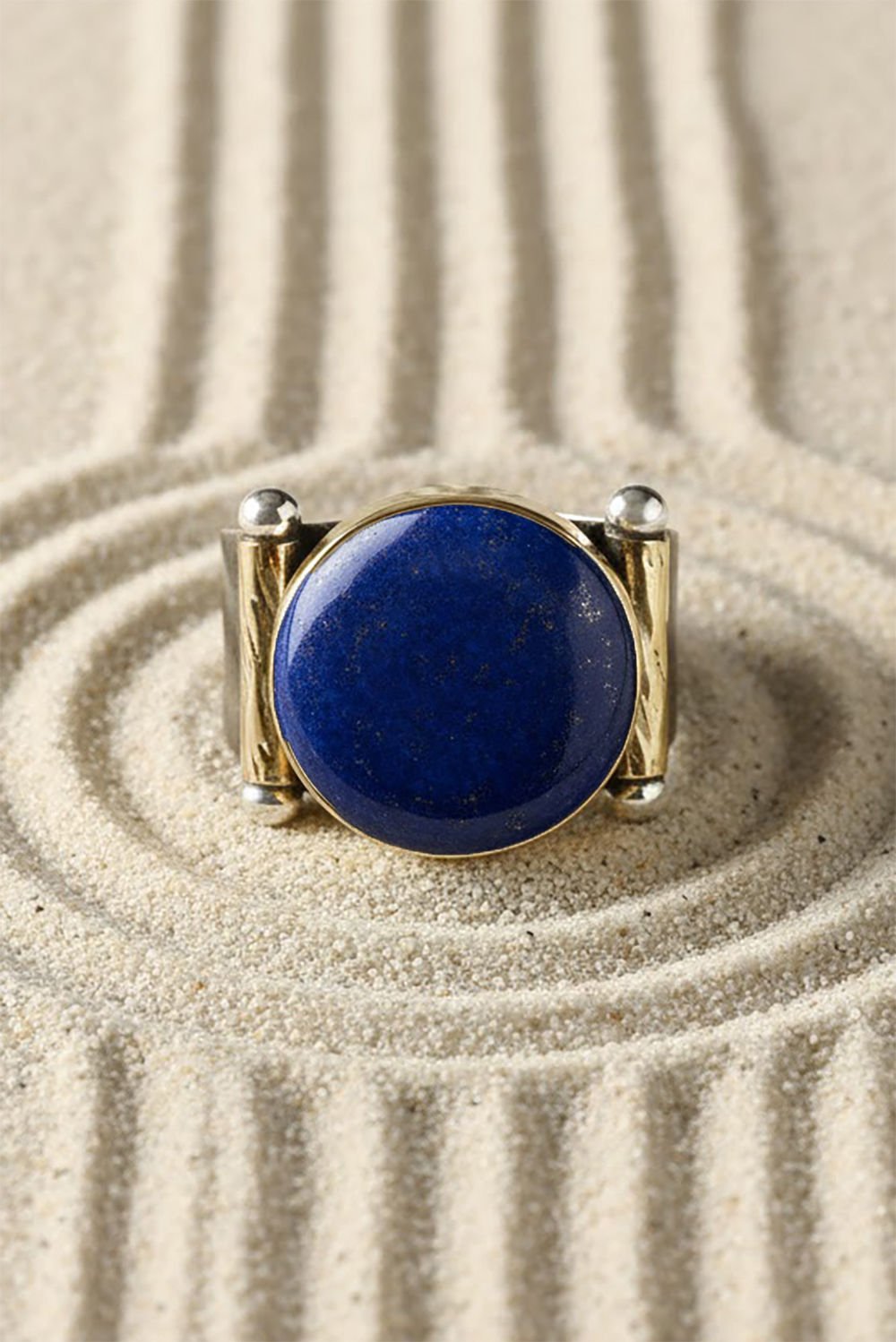 Lapis Taşlı Atılgan Model Gümüş Yüzük