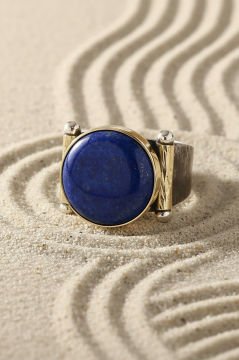 Lapis Taşlı Atılgan Model Gümüş Yüzük