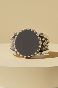 Oniks Taşlı Payidar Model Gümüş Yüzük