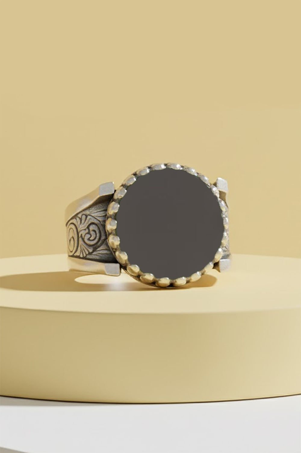 Oniks Taşlı Payidar Model Gümüş Yüzük