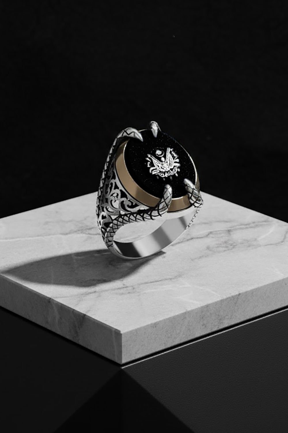 Pençe Model Oniks Taş Üzerine Devlet Arması Yüzük