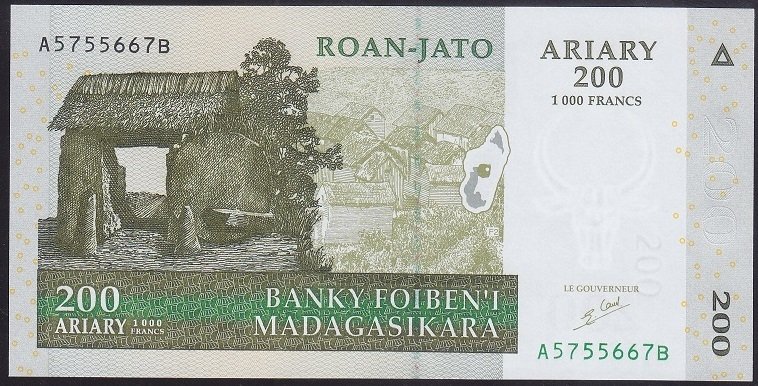 MADAGASKAR 200 ARİARY 2004 ÇİL (A)