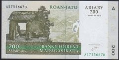 MADAGASKAR 200 ARİARY 2004 ÇİL (A)