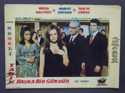 Yarın Başka Bir Gündür - Hülya Koçyiğit - Murat Soydan - Tanju Gürsu - Lobi Kartı 13