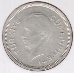 1941 Yılı 1 Lira Çilaltı Çil Gümüş
