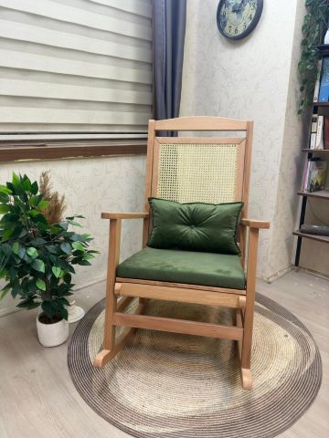 Asedia Veranda Naturel Yeşil Minderli Hasırlı Sallanan Sandalye Hazeranlı Dinlenme Koltuğu