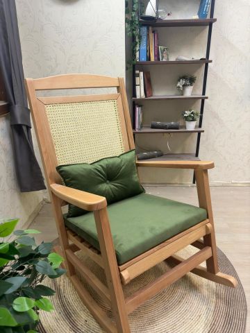 Asedia Veranda Naturel Yeşil Minderli Hasırlı Sallanan Sandalye Hazeranlı Dinlenme Koltuğu