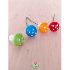 Küçük Boy Minyatür Mantarlar Teraryum Aksesuar -Bir Pakette 5 Adet-Farklı Renk Seçenekleri
