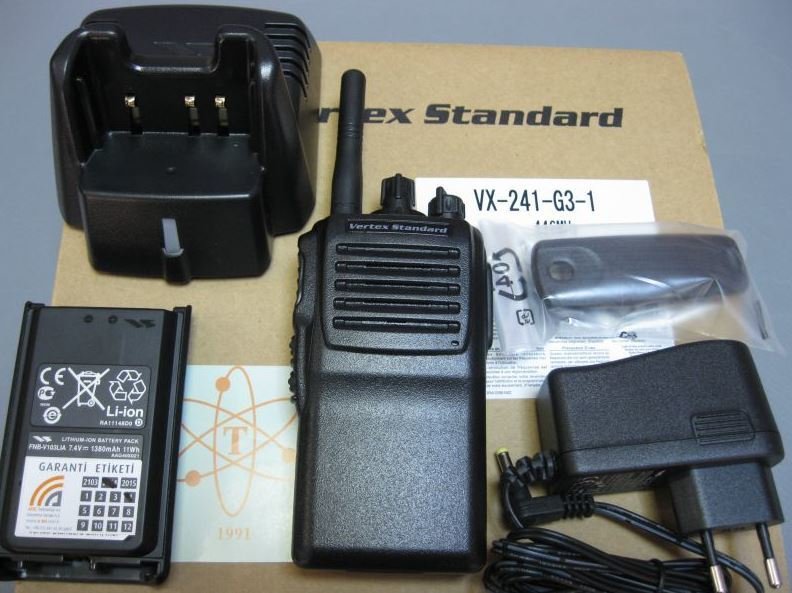 Vertex Standard VX-241 PMR El Telsizi