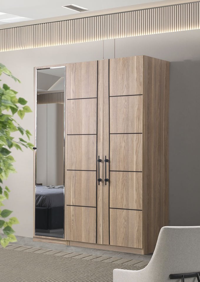 ESTERGON 3 KAPILI DOLAP