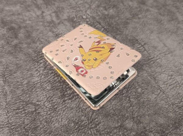 Cep Ayna Pokemeon Pikachua Makyaj Çanta Seyahat Taşınabilir Ayna Kozmetik Büyüteç Kompakt