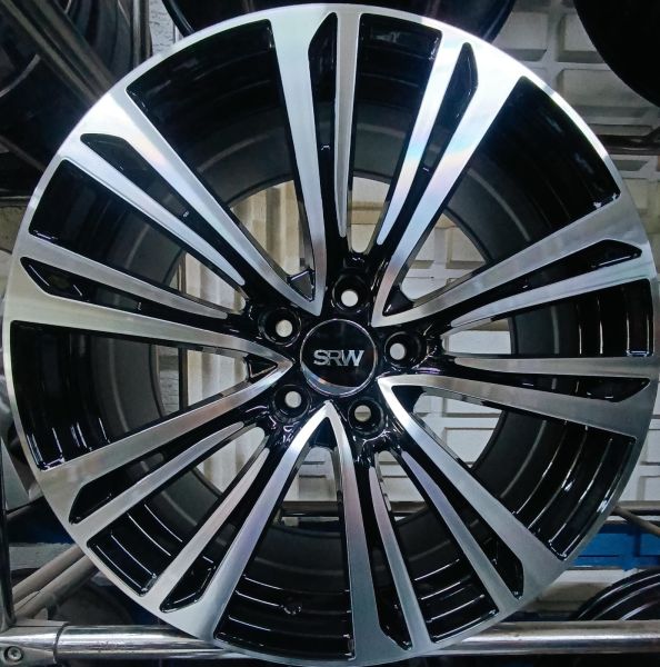 18'' 5x112 66.6 Black Machined Jant Takımı (8.0x18 - ET35) SRW-0299