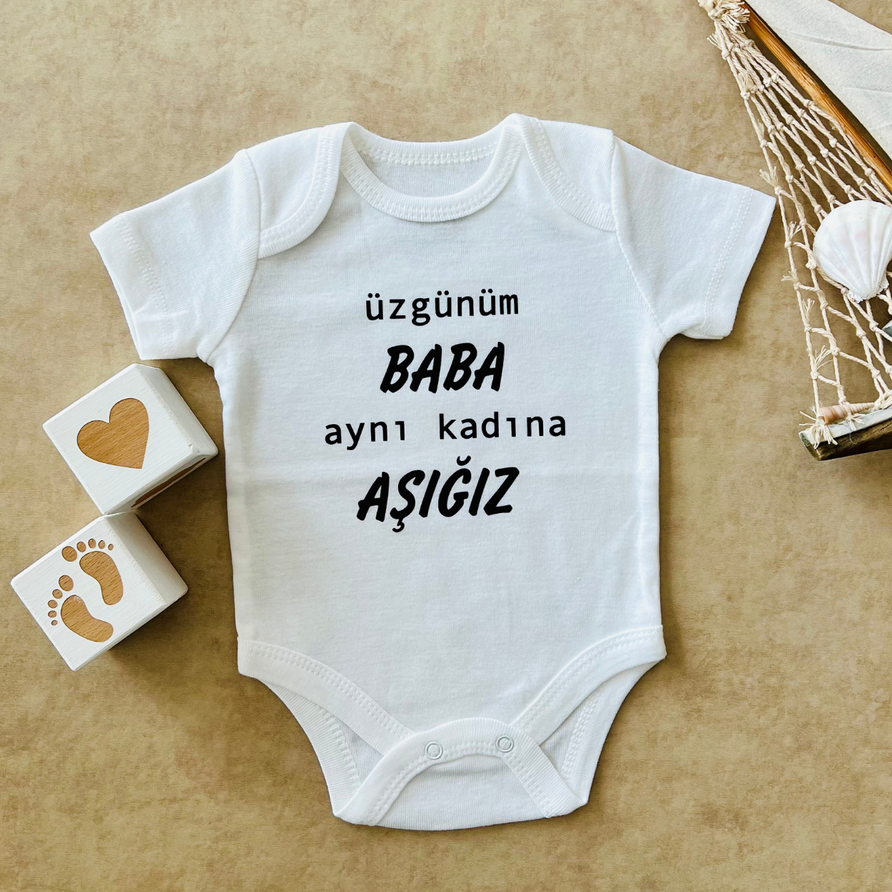 Üzgünüm Baba Aynı Kadına Aşığız - Özel Tasarım Bebek Body/Zıbın Baby Bodysuit