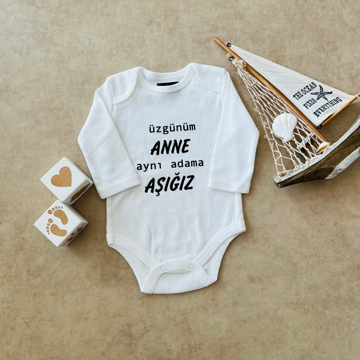 Üzgünüm Anne Aynı Adama Aşığız - Özel Tasarım Bebek Body/Zıbın Baby Bodysuit